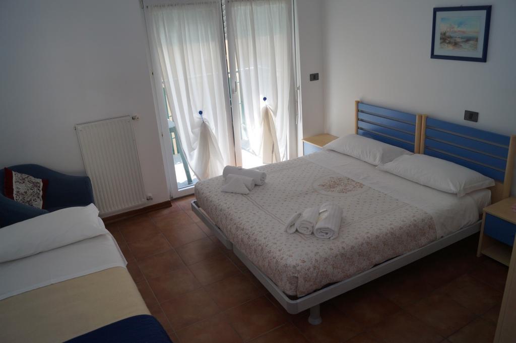 Residence Vivere Astra Trieste Bagian luar foto