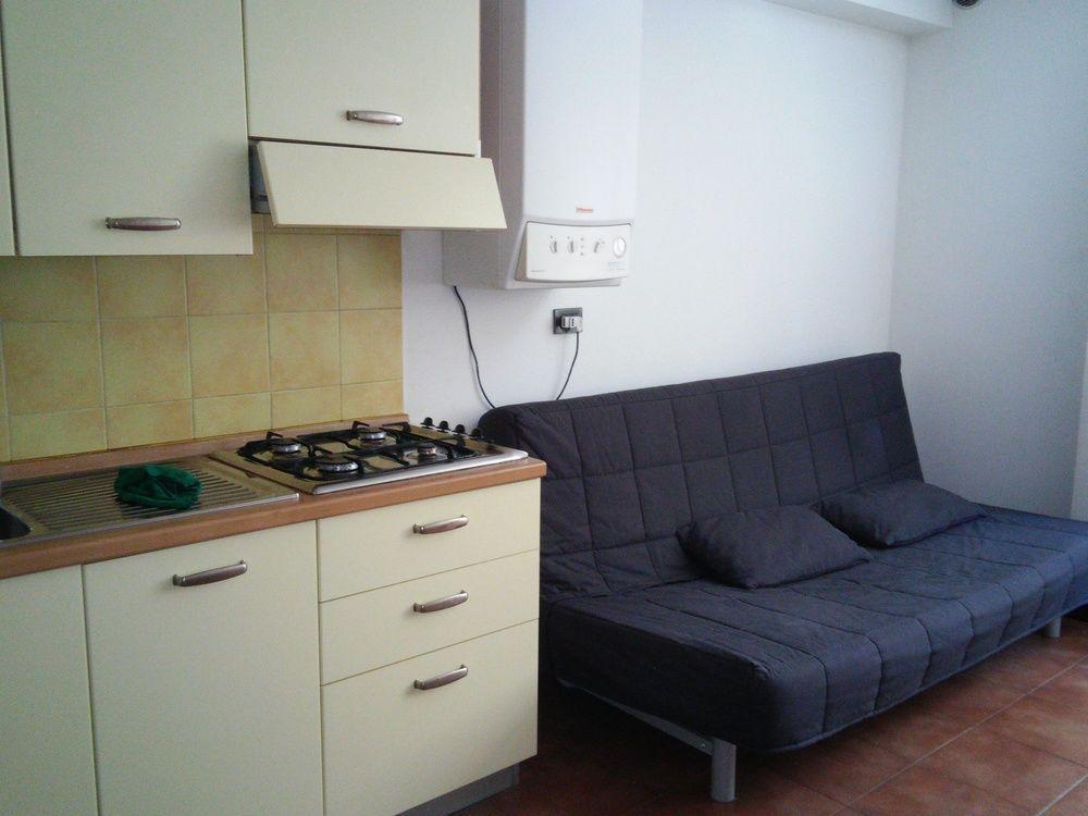 Residence Vivere Astra Trieste Bagian luar foto